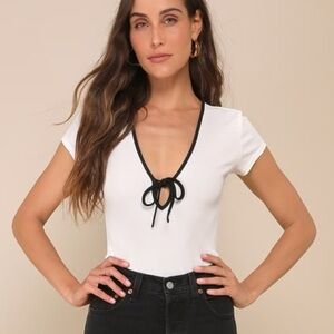 LULUS Pristine Lifestyle White Short Sleeve Keyhole Cutout Bodysuit Small